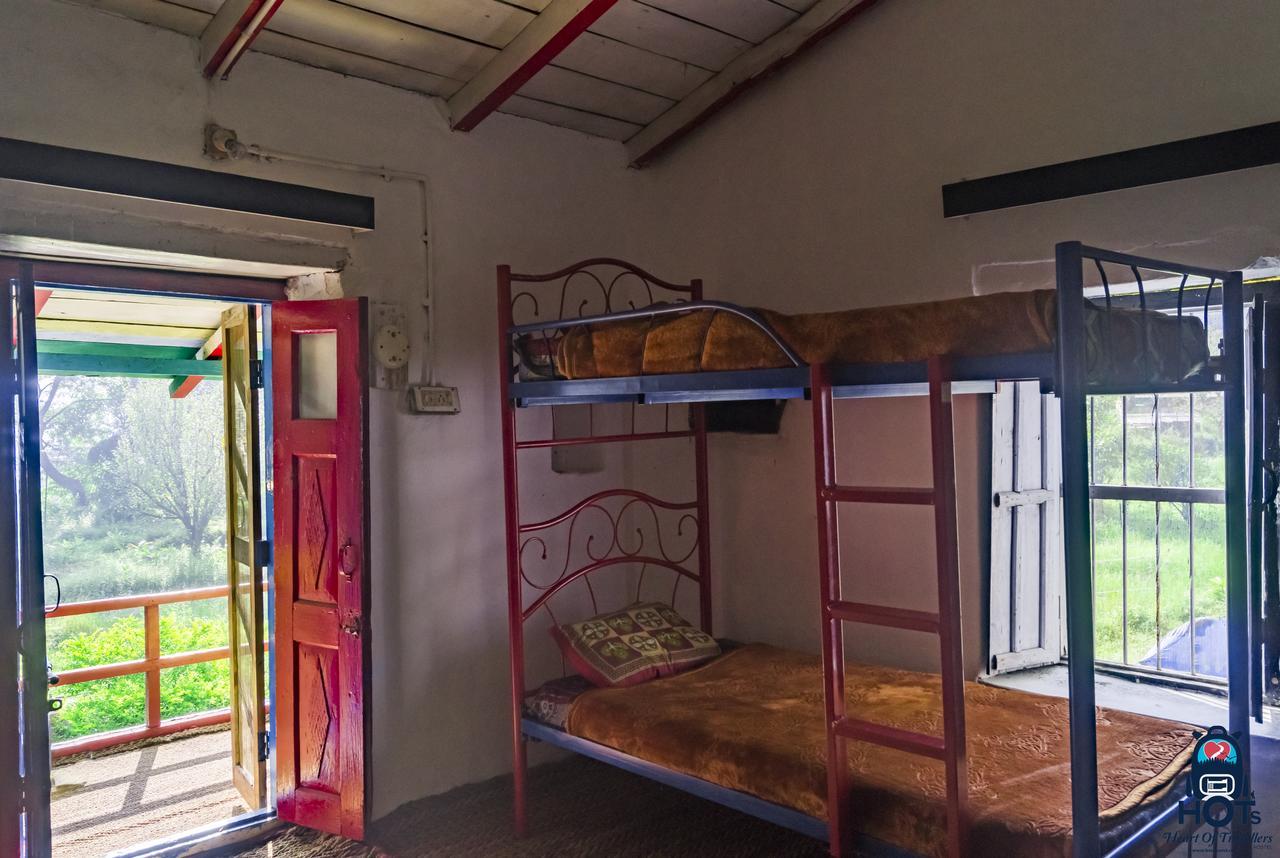Hots Nainital Hostel Patwa Dunga Εξωτερικό φωτογραφία